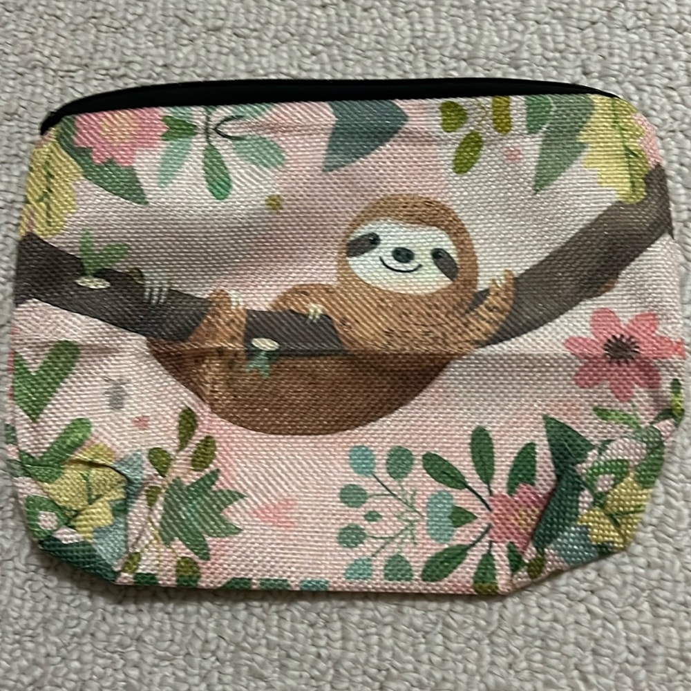 NWT - Sloth zippered bag